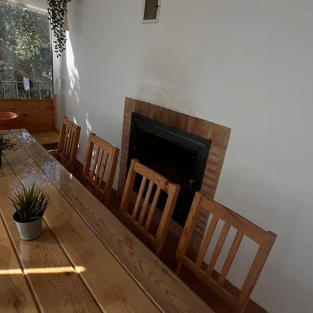 Hearth & Oak * Aracena